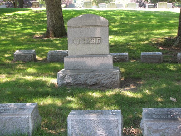BEARD Theodore Edward Sr. 1833-1901 family grave.jpg